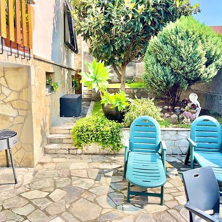 La Casa De La Buganvilla Gijón Dış mekan fotoğraf