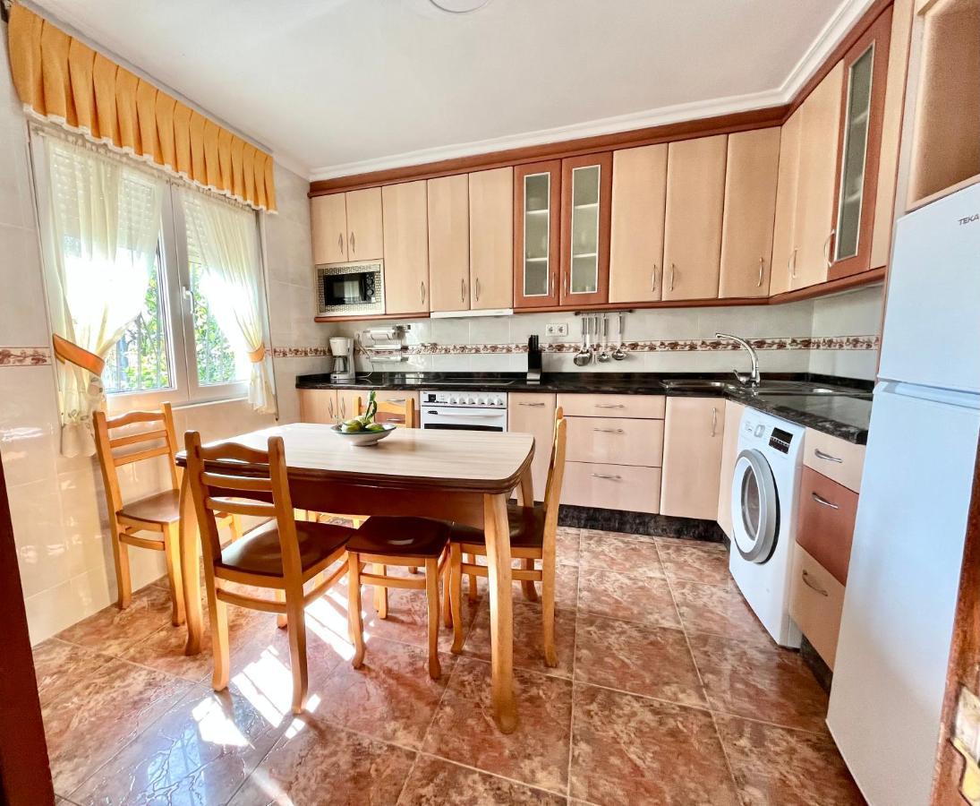 La Casa De La Buganvilla Gijón Dış mekan fotoğraf