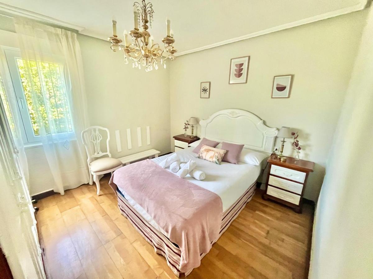La Casa De La Buganvilla Gijón Dış mekan fotoğraf